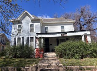 223 NE 6th St, Abilene, KS 67410