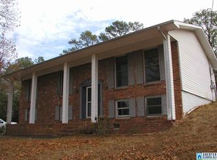 100 Oak Rd, Anniston, AL 36206