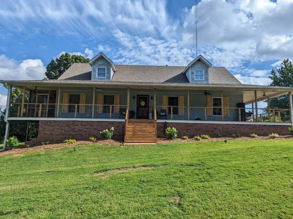 470 Darrell Dr, Tuscumbia, AL 35674