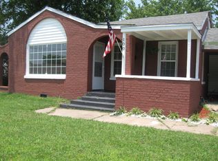 100 Country Club Dr, Holdenville, OK 74848