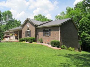 1097 Menelaus Rd, Berea, KY 40403