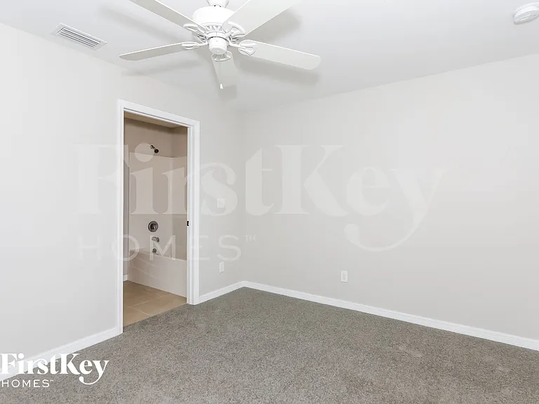 3056 NW 3rd Ave — Photo 9