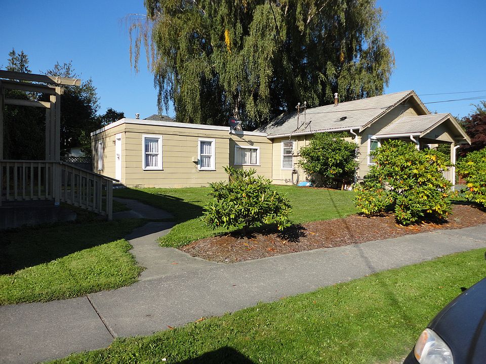 2nd image of 601 Hazel St