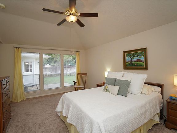4th image of 5531 Summit Lodge Dr