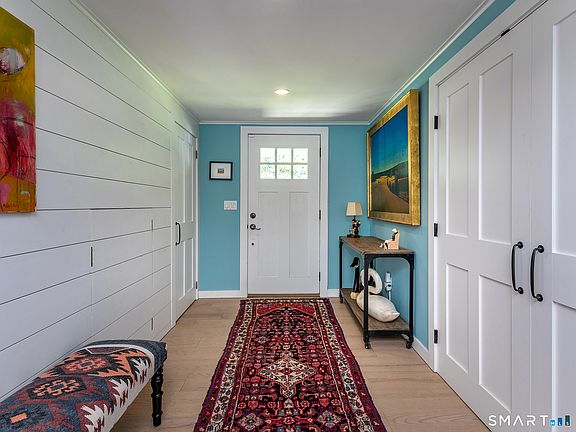 5th image of 61 Lower Church Hill Road