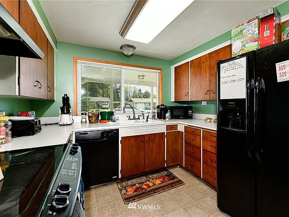 5th image of 1607 E Avon Ave