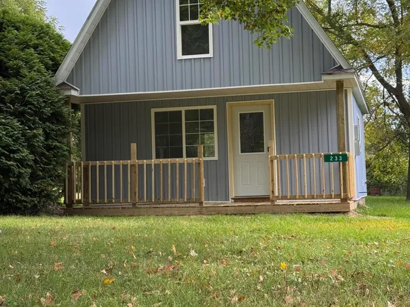 233 Davis St, Marcellus, MI 49067