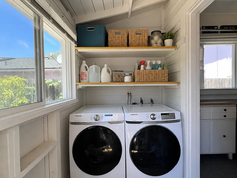 1429 Gillespie St — Photo 15