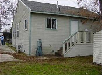 3rd image of 980 Rivera Dr
