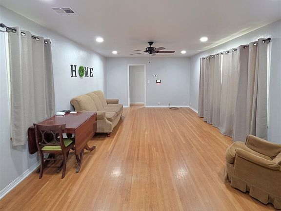 4th image of 515 N 12th St