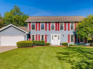 3565 Londonderry Ct, Hoffman Estates, IL 60067