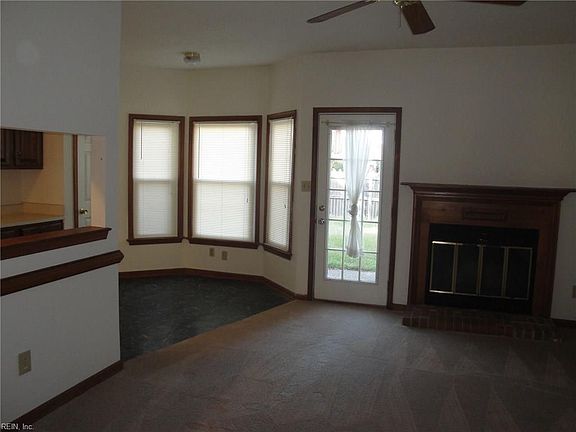 4th image of 4214 Minnard Ct