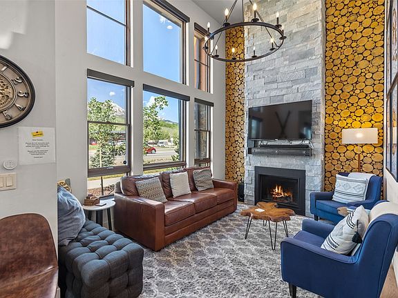 4th image of 1060 Blue River Parkway UNIT 102