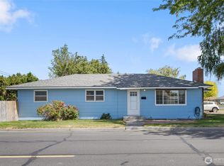 1214 3rd Ave SW, Quincy, WA 98848