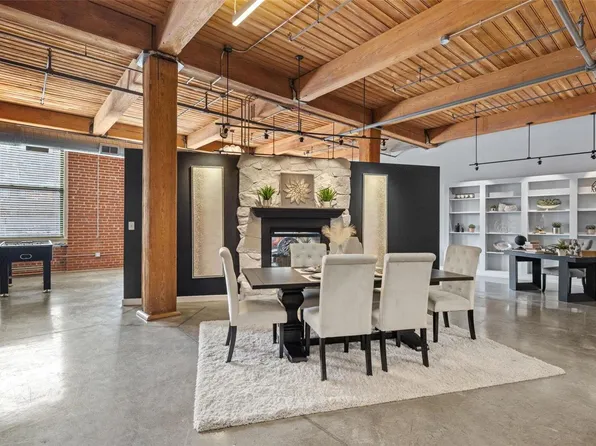703 N 13th St Unit 208, Saint Louis, MO 63103