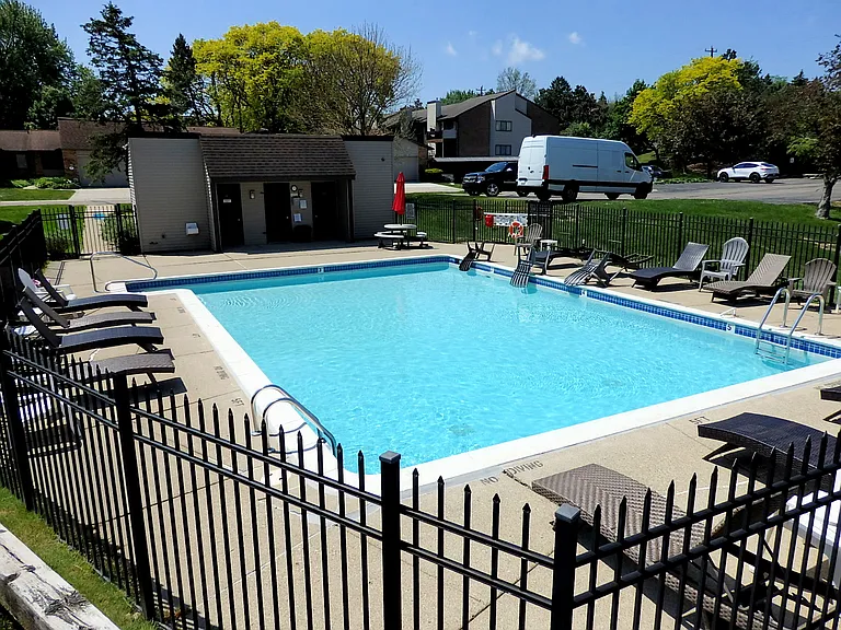4411 Laurel Club Cir #1 — Photo 8