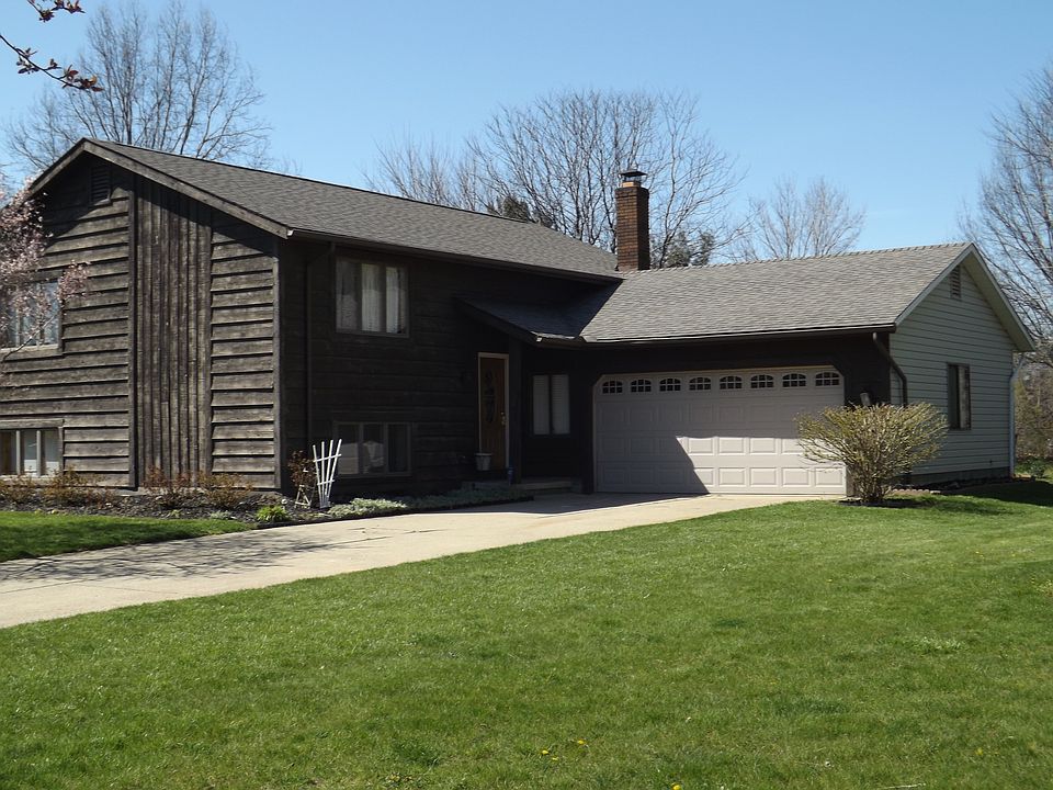 1st image of 9043 Agard Ct