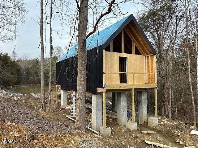 2nd image of 260 Bob Hollow Rd