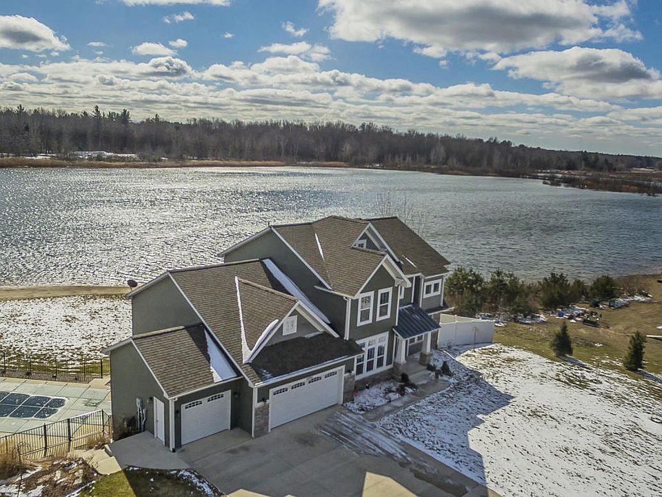 1st image of 11395 Brielle Ln
