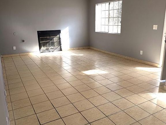 3rd image of 38657 25th St E