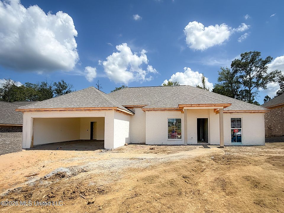 1st image of 1001 Riverside Ln