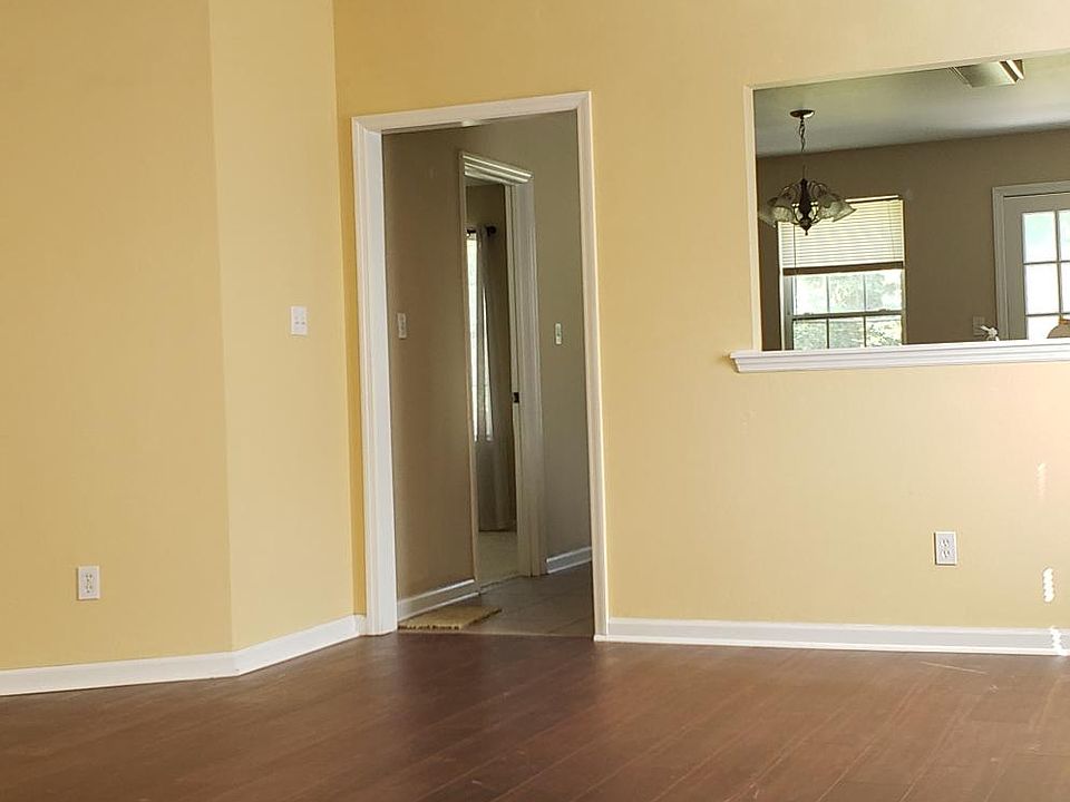 1st image of 312 Wilson Green Blvd