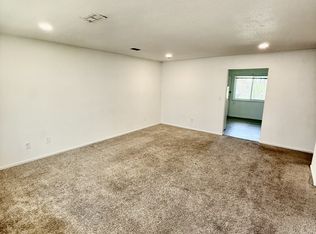 2101 Division St #11365103, Burlington, IA 52601