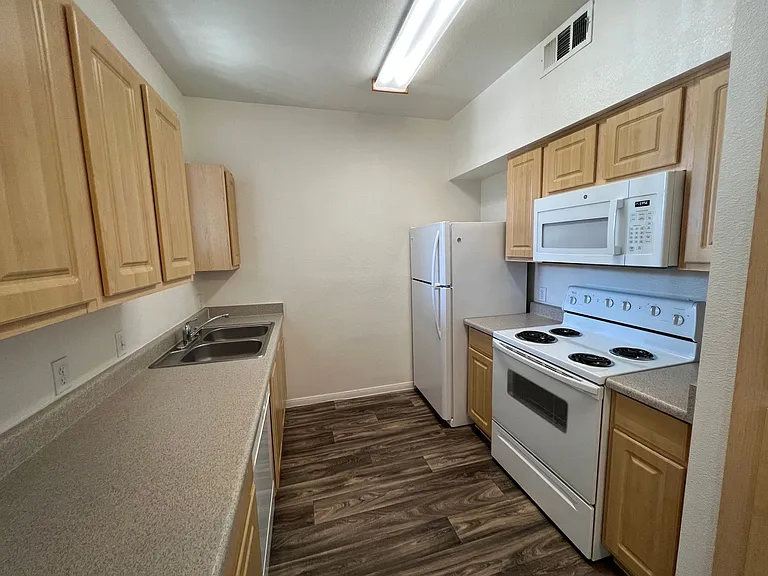 6955 N Durango Dr #2010 — Photo 3