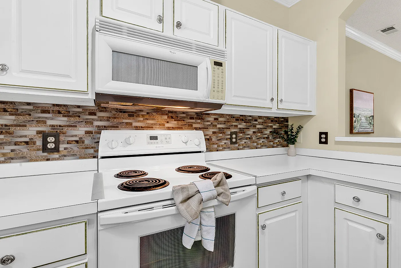 6015 Catalina Drive - 1 — Photo 1