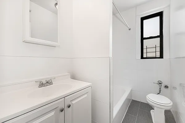 Rented by REAL New York | media 17