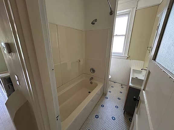 5th image of 3441 Missouri Ave #3439-A