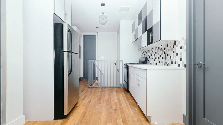Rented by Nooklyn NYC LLC | media 22