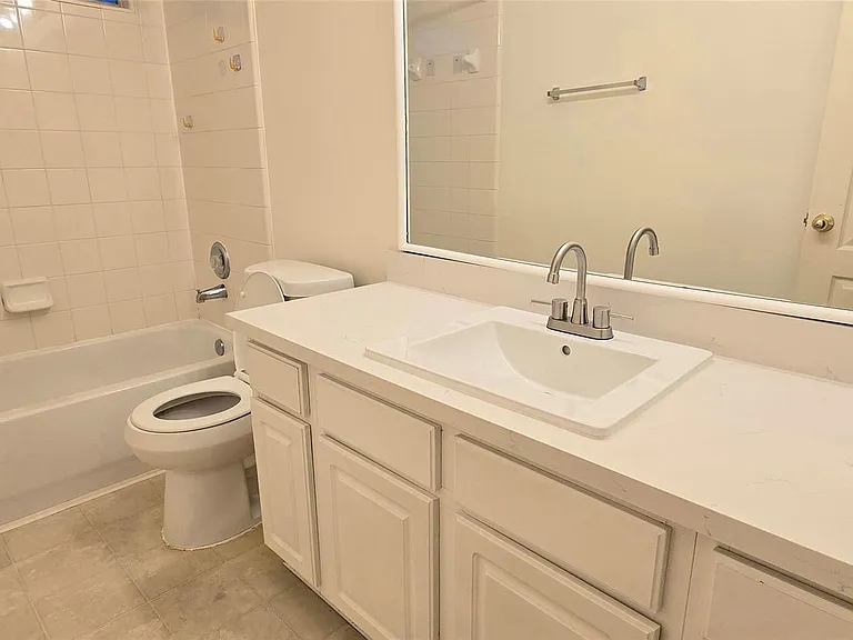 21038 Narrow Gate Dr — Photo 34