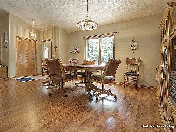 5th image of 13 Newquay Ln
