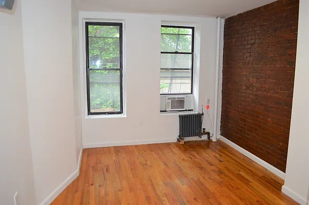 Rented by OvCo Realty | media 10