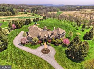 13 Summer Hill Dr, Reading, PA 19608