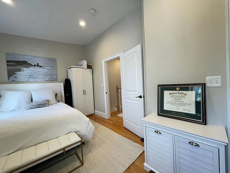607 E 5th St #2 — Photo 27