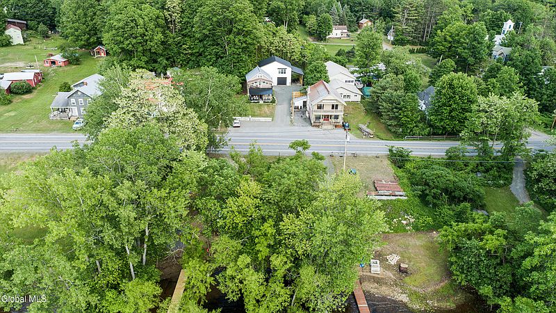2nd image of 934 S Shore Road