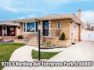 9215 S Harding Ave, Evergreen Park, IL 60805