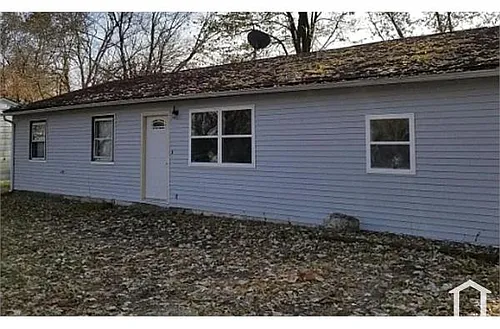 1407 Kings Way Photo 1