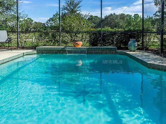 3rd image of 3664 Whispering Oaks Dr