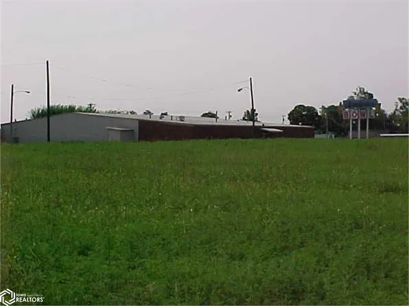 4420 Avenue L, Fort Madison, IA 52627