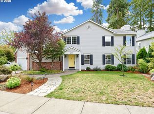 9297 SW Claridge Dr, Tigard, OR 97223