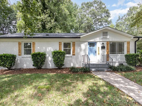 6573 Covecreek Dr, Charlotte, NC 28215