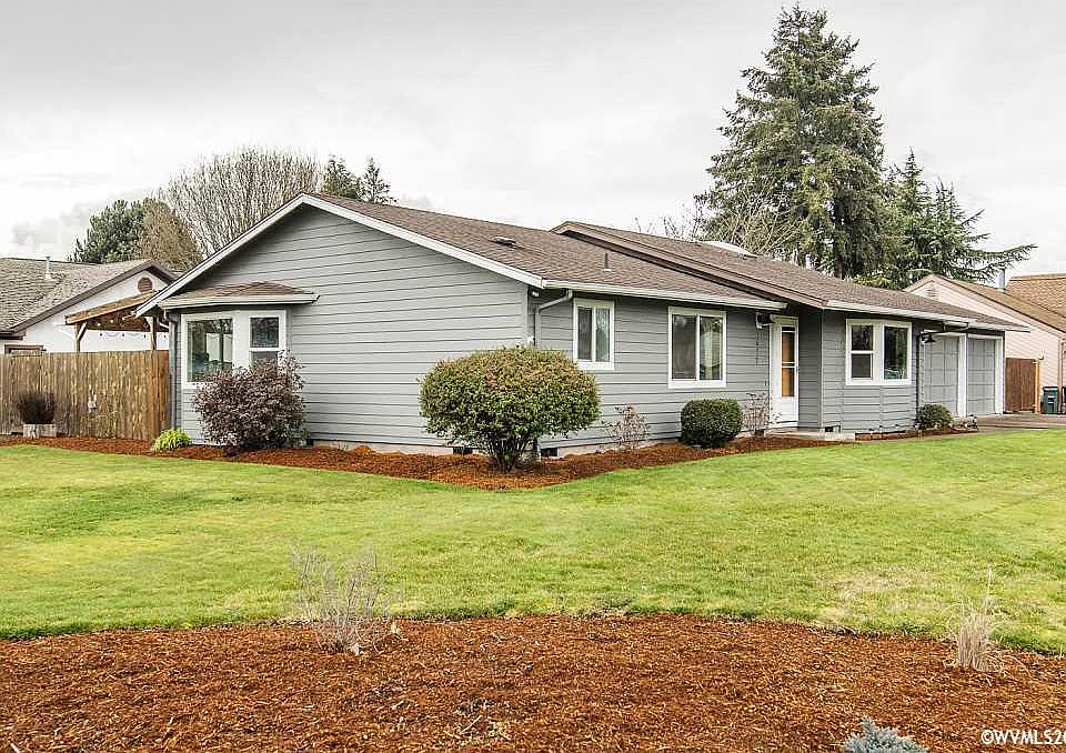 1st image of 1477 Madrona St E