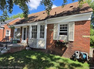 19592 Brady, Redford, MI 48240