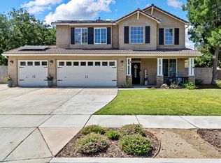 679 Brentwood Dr, Lemoore, CA 93245