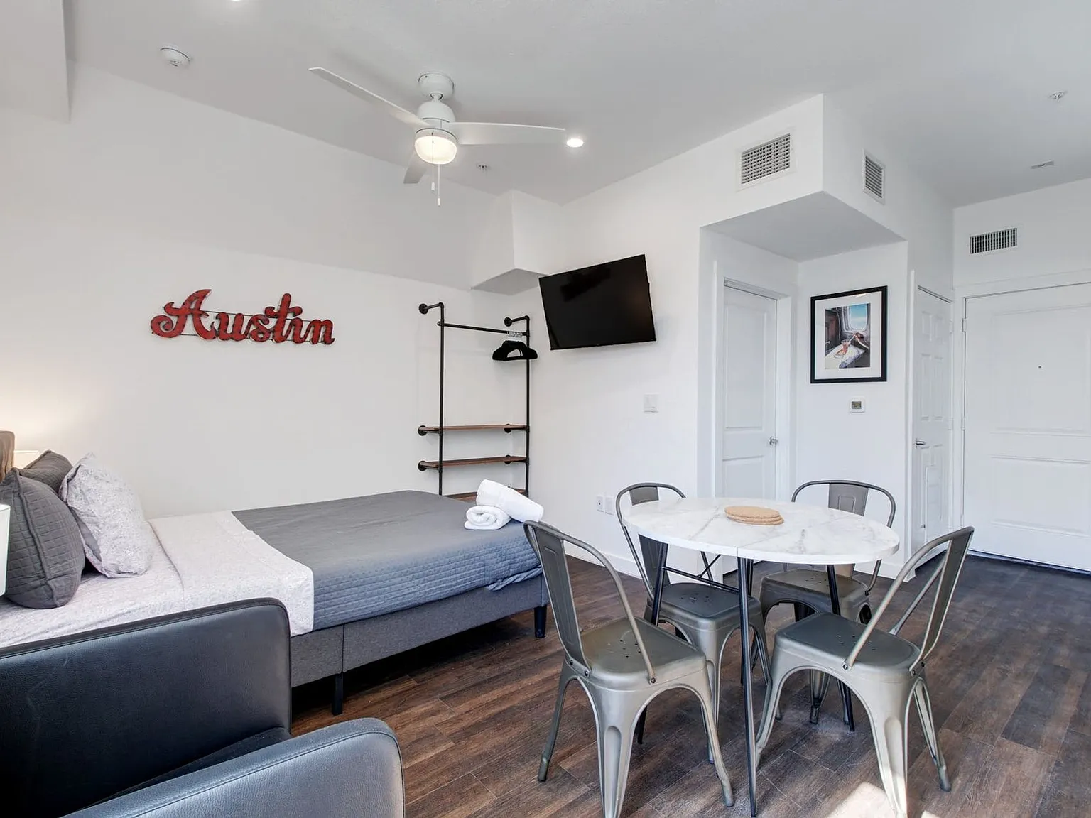 Avia Apartments — Photo 3