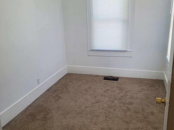 3rd image of 727 Hill St #727