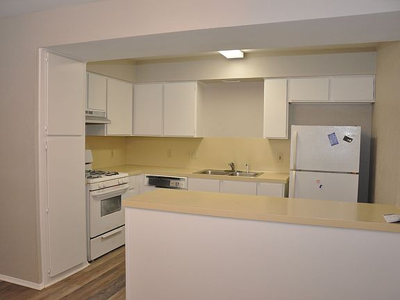 2nd image of 10810 Topperwein Dr #A